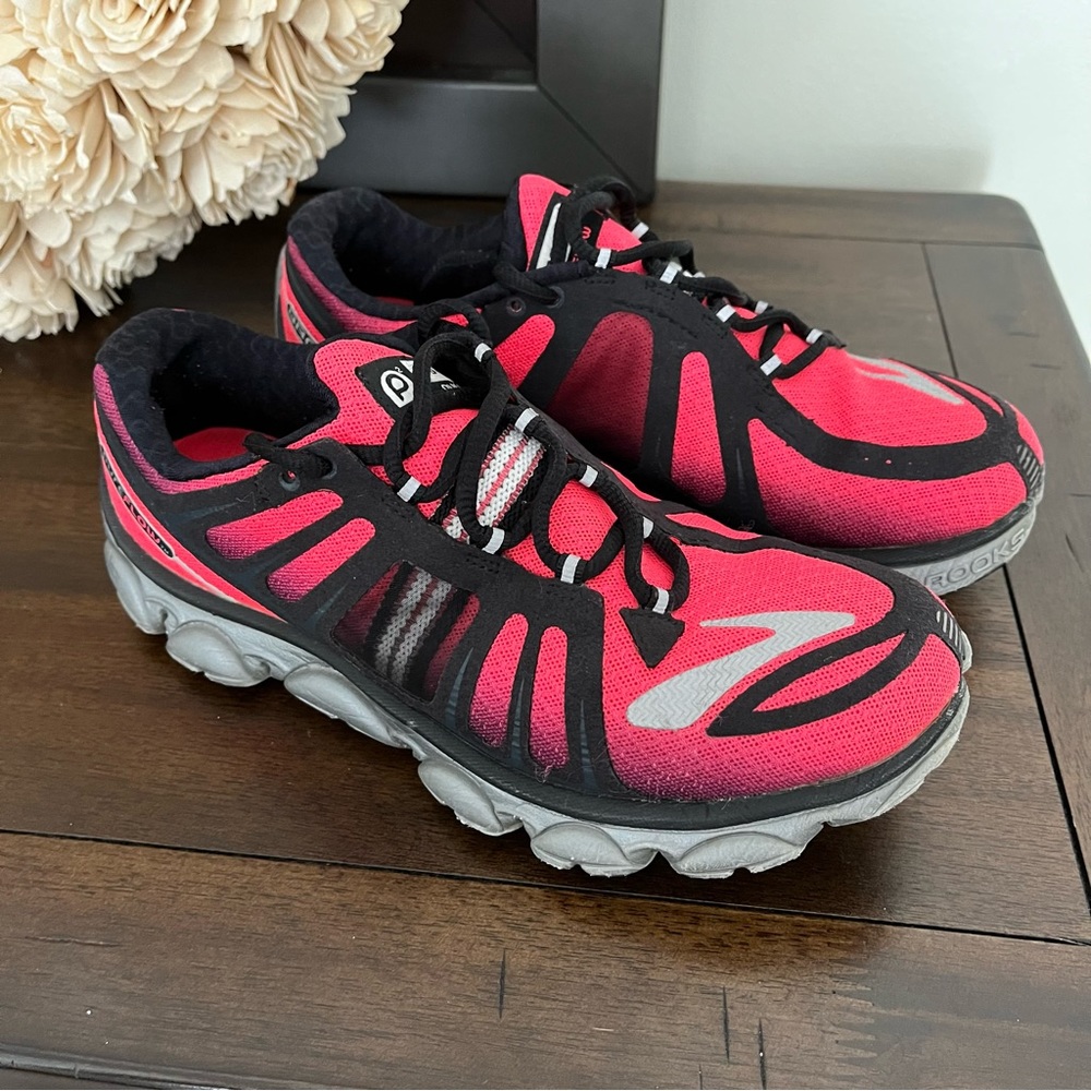 Brooks Pure Flow2 Running Shoe Womens Sz8
